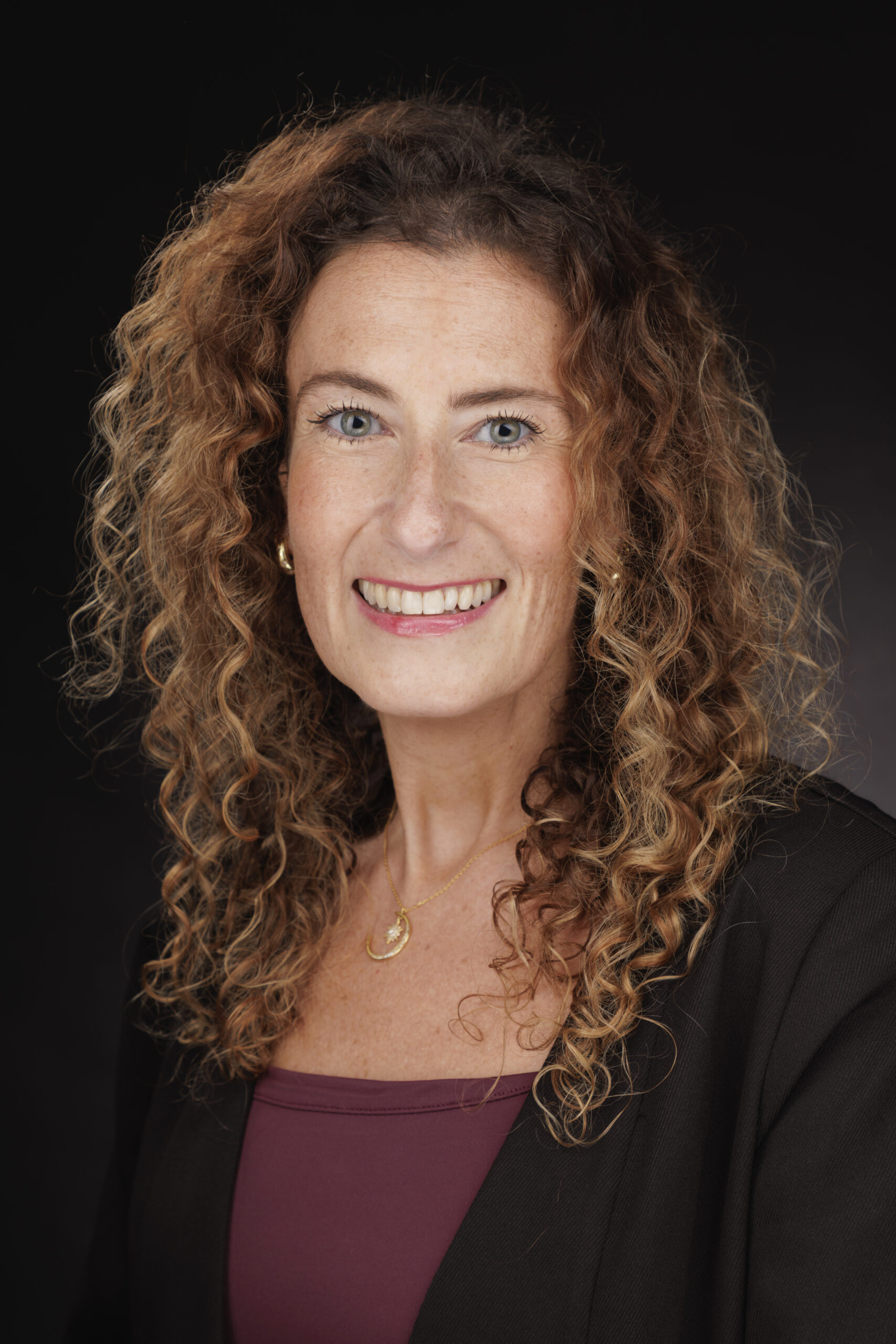 Zoe Peeling - Associate Partner